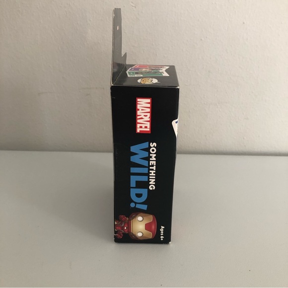 Funko Pop! Something Wild Card Game Marvel Infinity Saga With Iron Man Figure - Picture 4 of 11